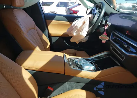 2025 BMW X6 xDrive40I из США, поврежденный, VIN 5UX33EX05S9V60343